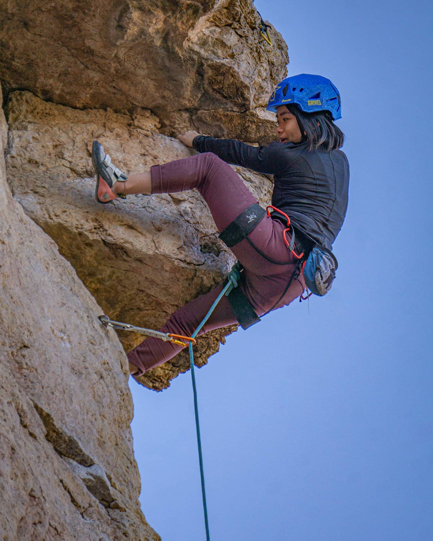 @silu_sc pulling the bulge on a 5.9 at shelf road